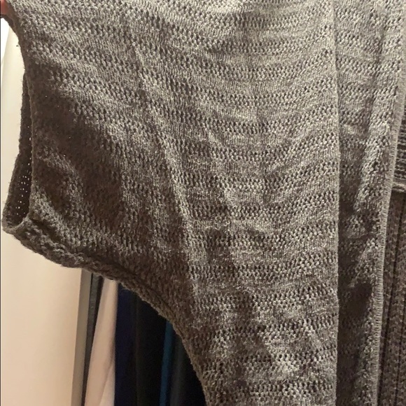 Shrugs - Picture 3 of 6